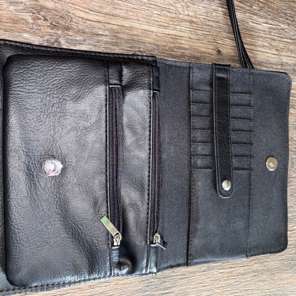 Safe Keeper black crossbody purse - Picture 8 of 8